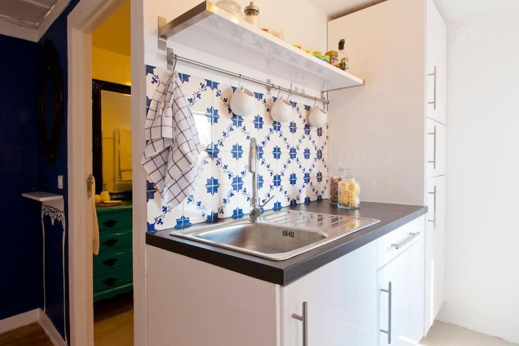 Lisbon Sant'Anna Apartments Pokoj fotografie